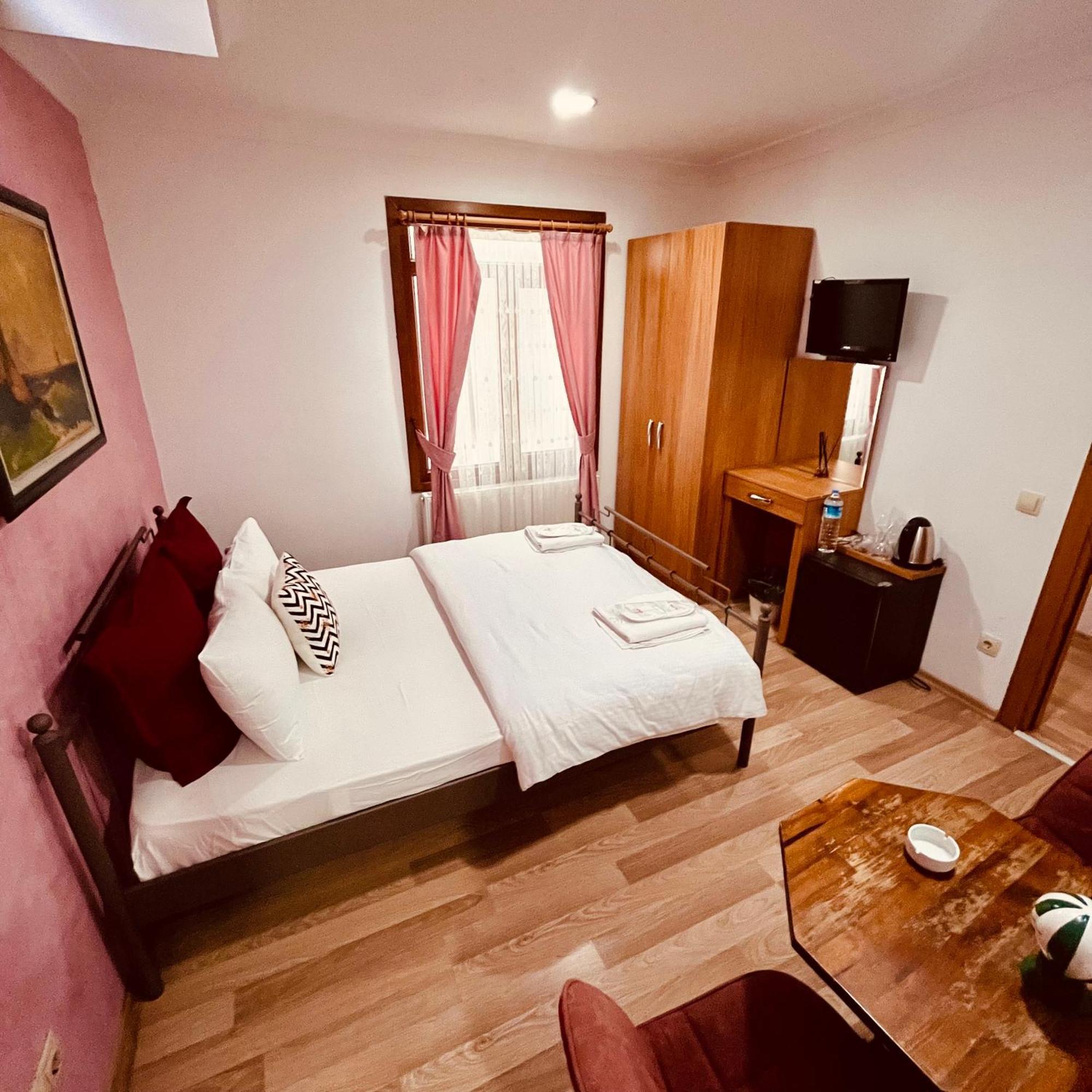 By Sukru Hotel Adalar Esterno foto